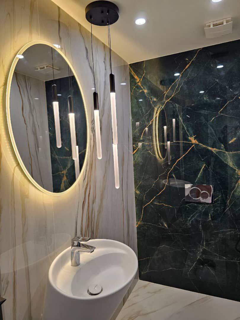 کاشی‌کاری طرح سنگی